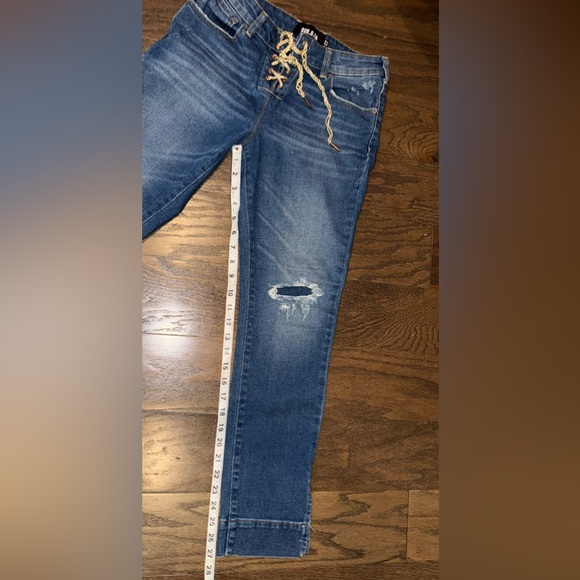 SER.O.YA Cropped Jean - Picture 11 of 12